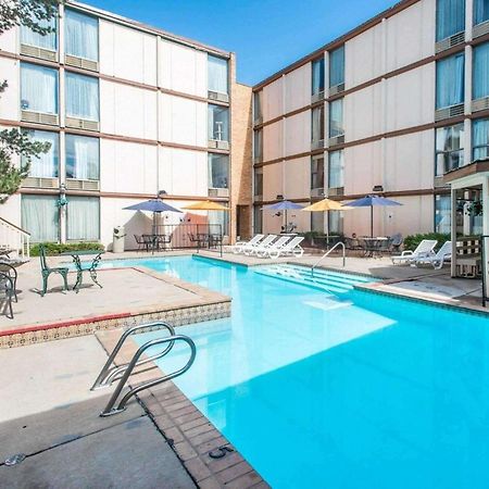 Rodeway Inn And Suites Boulder Broker 外观 照片