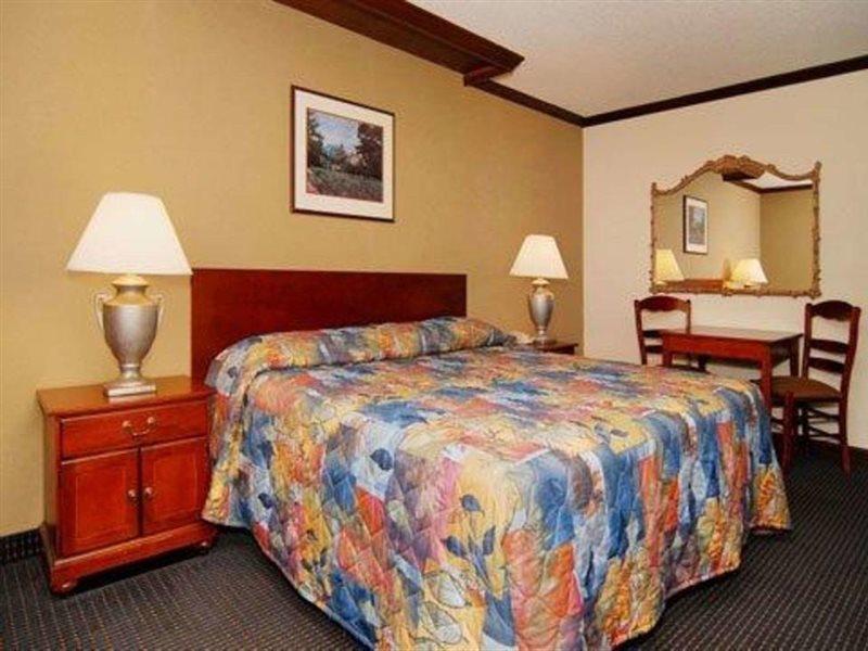 Rodeway Inn And Suites Boulder Broker 外观 照片