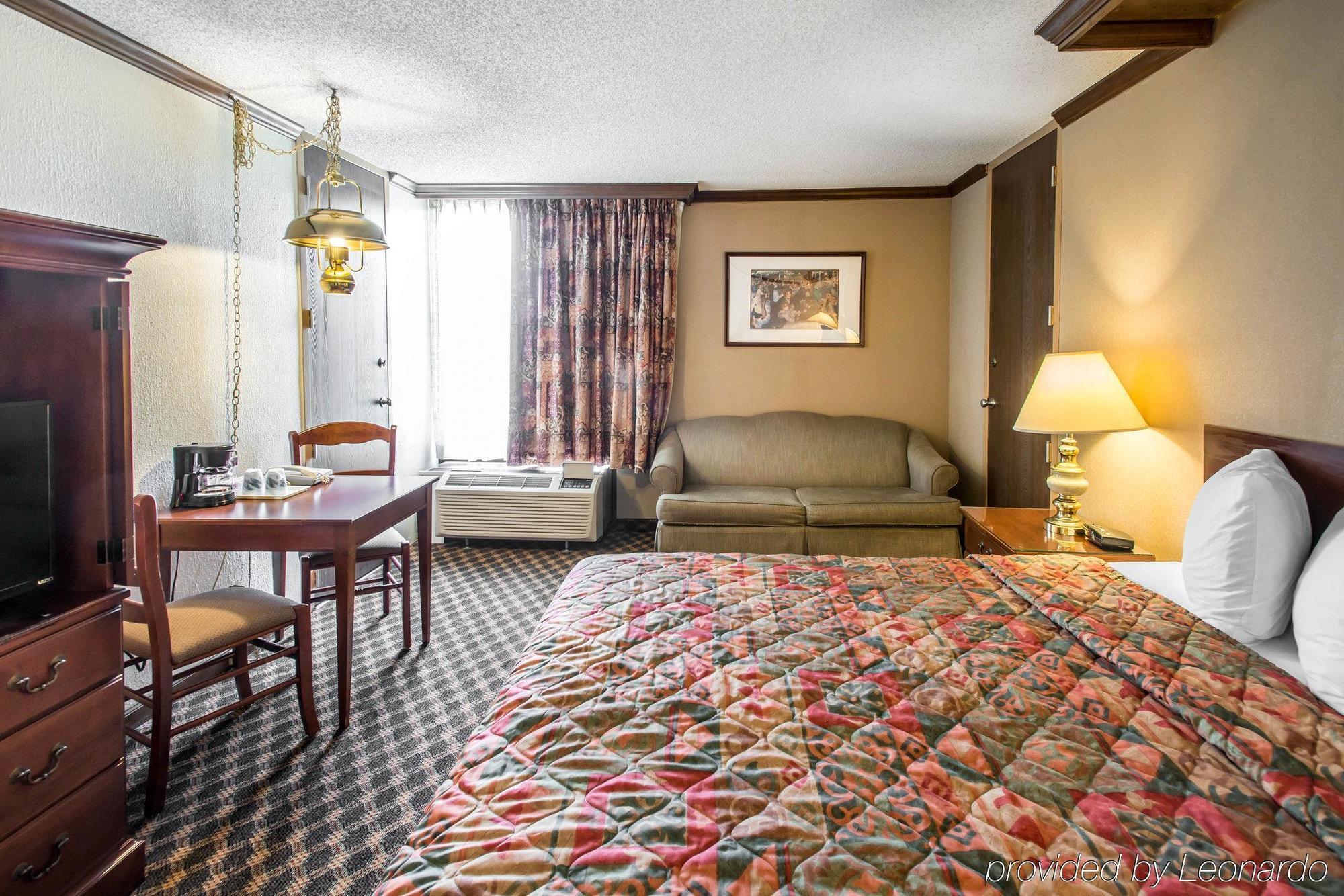 Rodeway Inn And Suites Boulder Broker 外观 照片