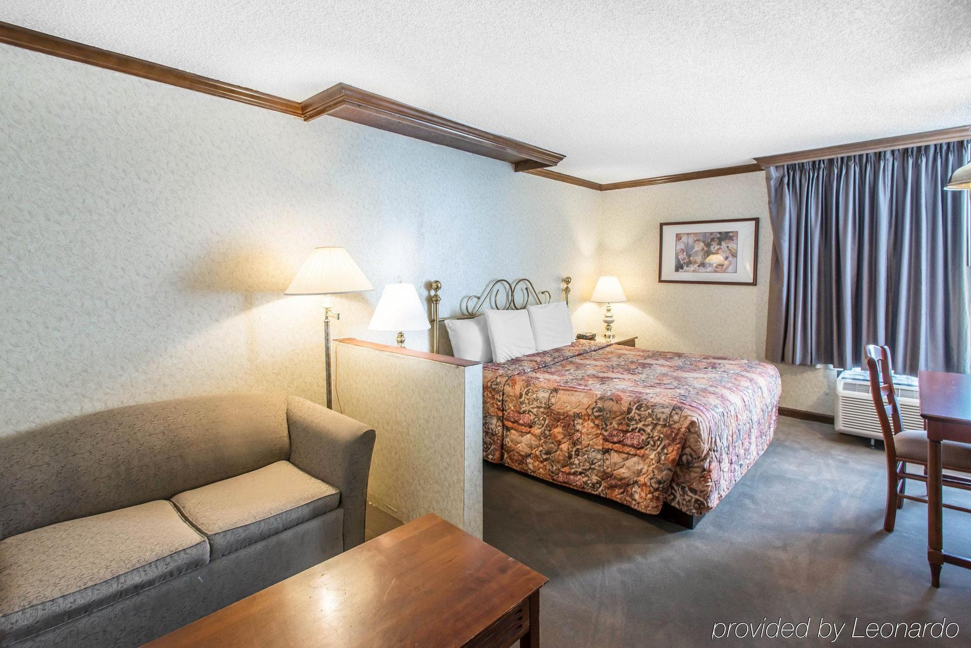 Rodeway Inn And Suites Boulder Broker 外观 照片