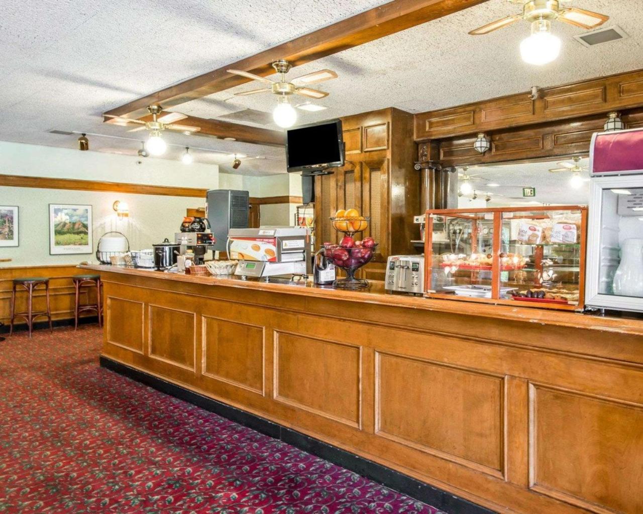 Rodeway Inn And Suites Boulder Broker 外观 照片