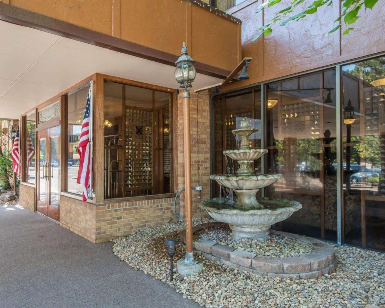 Rodeway Inn And Suites Boulder Broker 外观 照片
